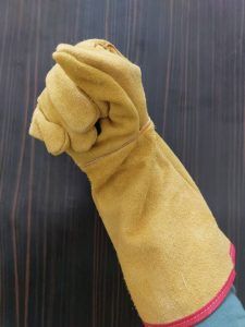 دستکش جوشکاری رنگ زرد
