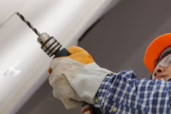 رعایت نکات ایمنی هنگام استفاده از دریل
