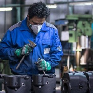 نقش دستکش ایمنی در کاهش جراحات شغلی