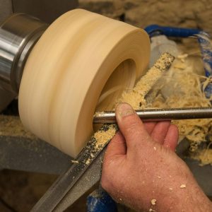 تأثیر جهت الیاف چوب در خراطی