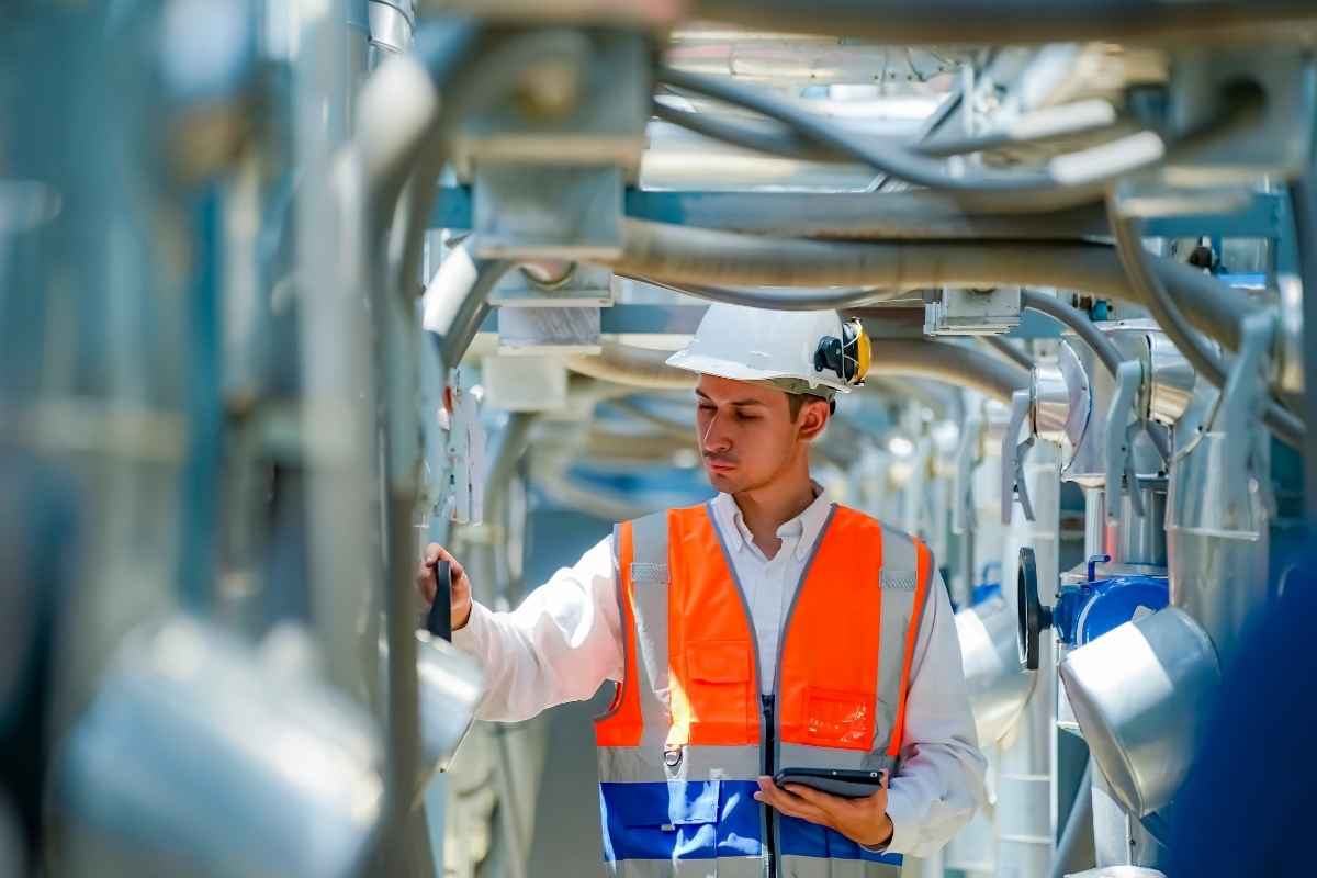 ایمنی هنگام کار با دستگاه های صنعتی